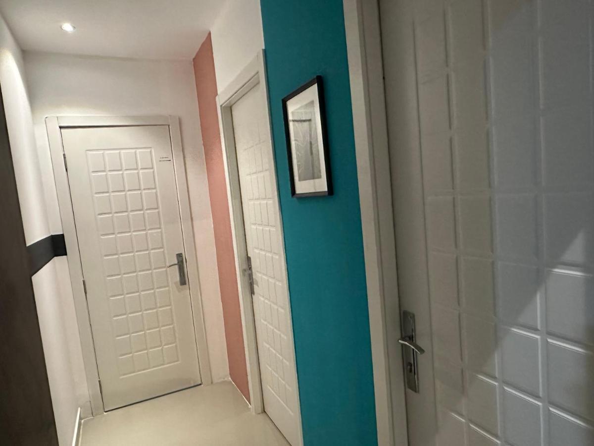Traveller Partition Room In Al Barsha 1 Near Metro Dubái Exterior foto